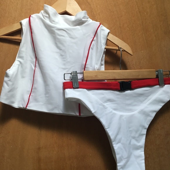 Sexy Two Piece Crop Swimsuit - Picture 2 of 5